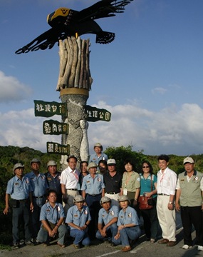 台灣梅花鹿與鷹作為社頂的象徵