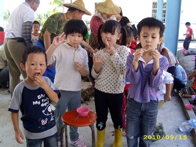 小芋�，每個小朋友都說好吃！攝影甲仙國小幼稚園IMG_0077-1